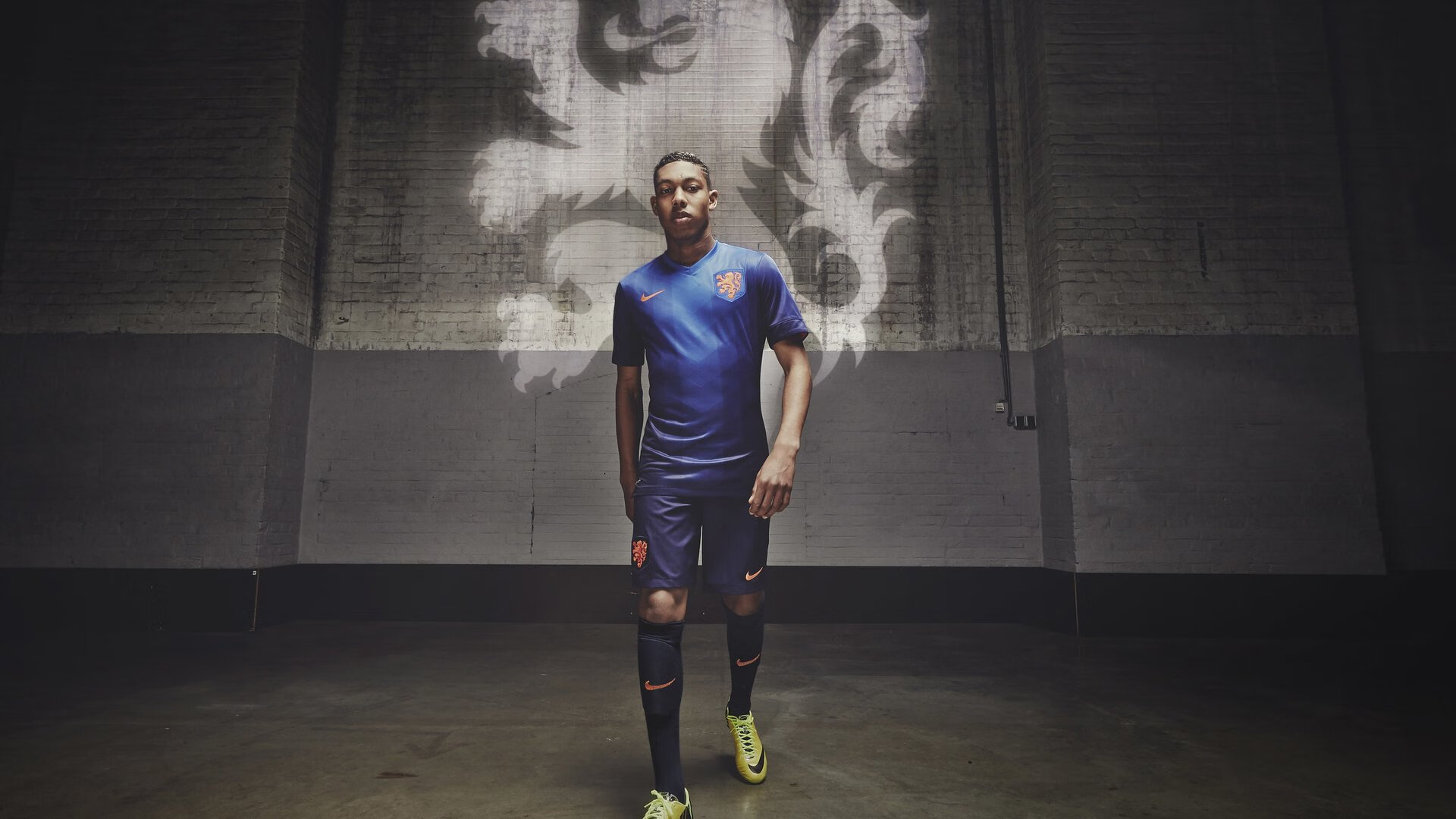 电竞解说风格多样新生代解说逐渐上位，电竞解说门