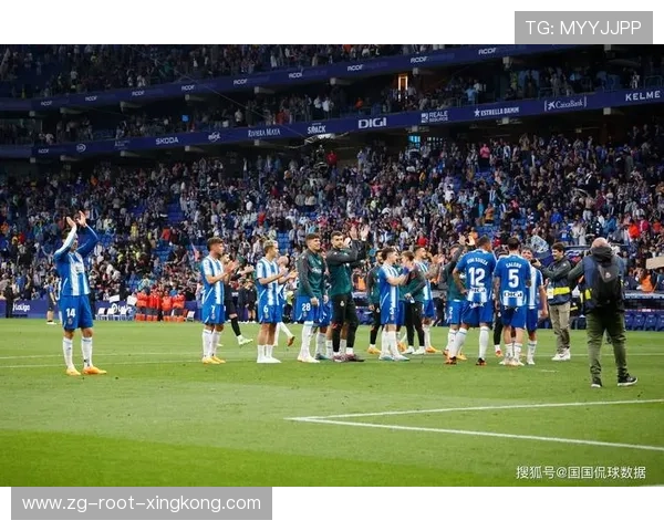 塞维利亚—科恩突破后倒三角造成混乱